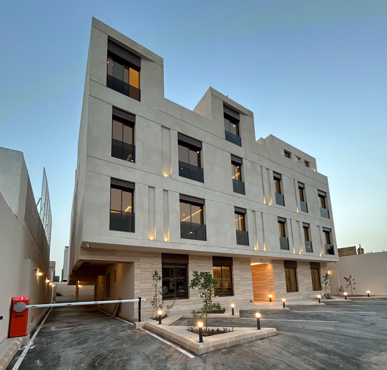 عمارة للايجار حي العارض